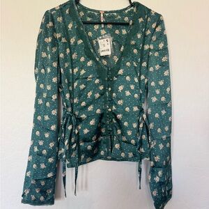 Free people Women's Field Of Roses Button-Front Blouse size medium new